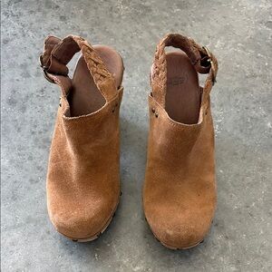 Vintage Ugg Wooden Clogs